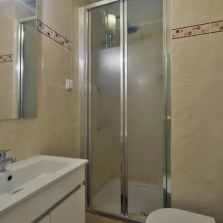 דירה Flh Bairro Alto - Chiado Spacious Flat ליסבון